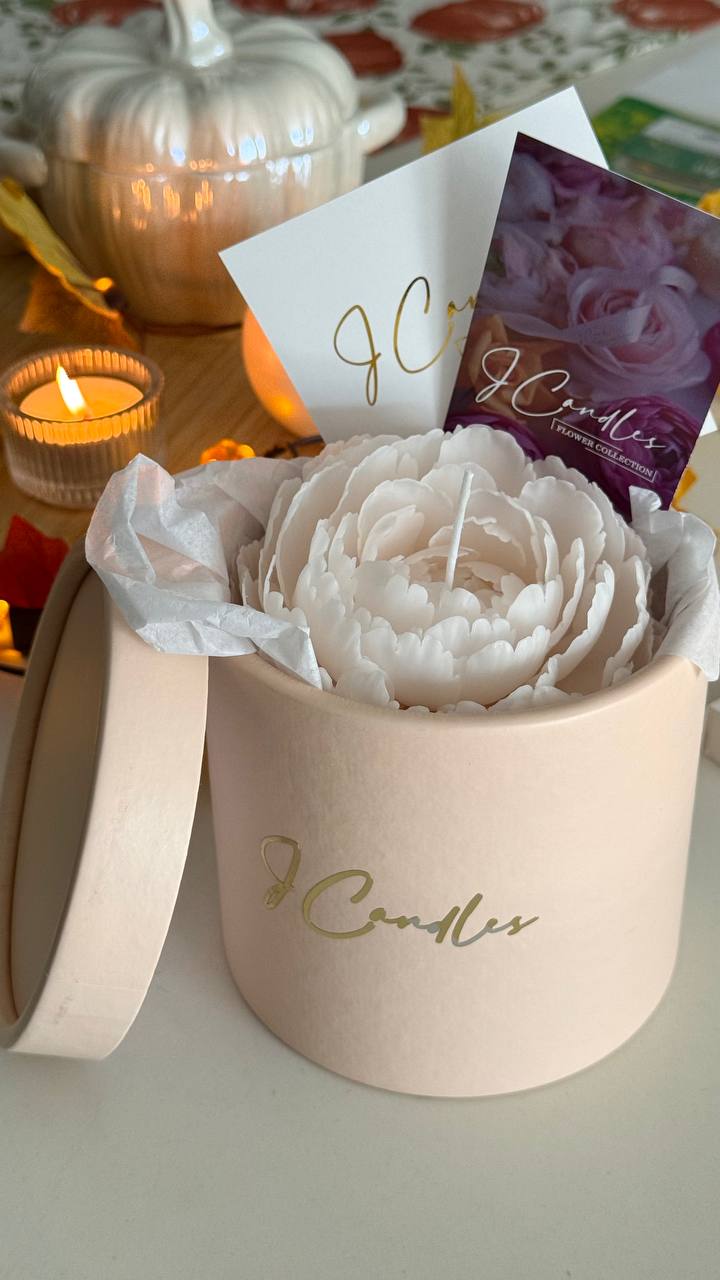 Beeswax Peony Candle / Handmade Flower Candle (Available for purchase only with flowers)