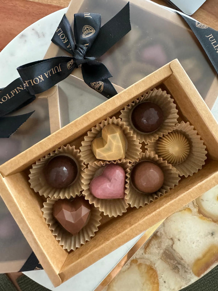 Premium handmade chocolate bonbons set (available for purchase only with flowers)